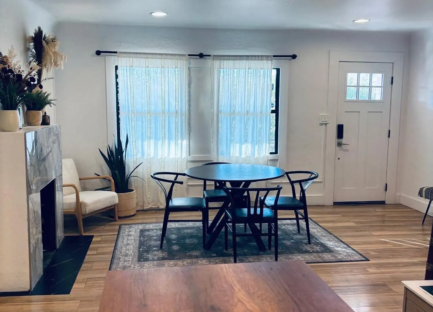 Central Phoenix, Great For Kids & Pets, Big Backyard! 펜션